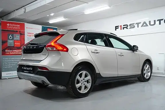 Volvo V40 Cross Country 2017 photo 5