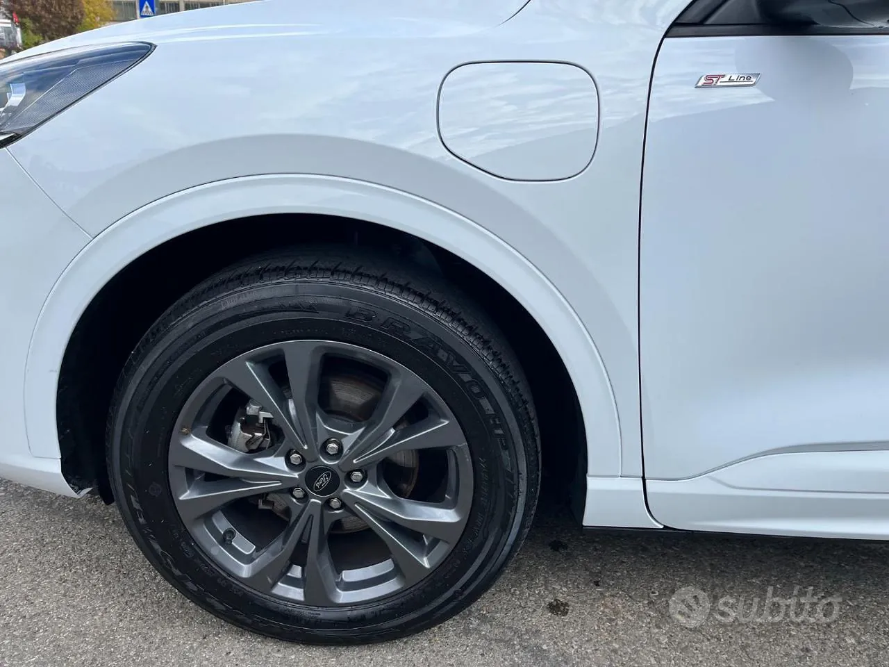 Ford Kuga 2023 photo 5
