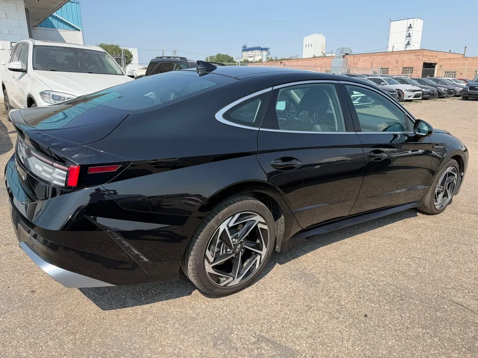 Hyundai Sonata 2025 photo 2