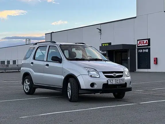 Suzuki Ignis 2004 photo 2