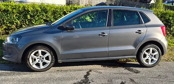 Volkswagen Polo 2010 photo 3