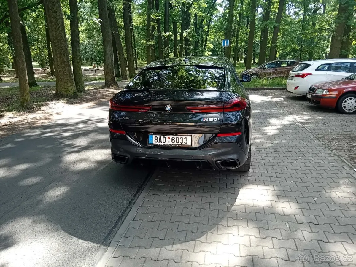 BMW X6 M50I