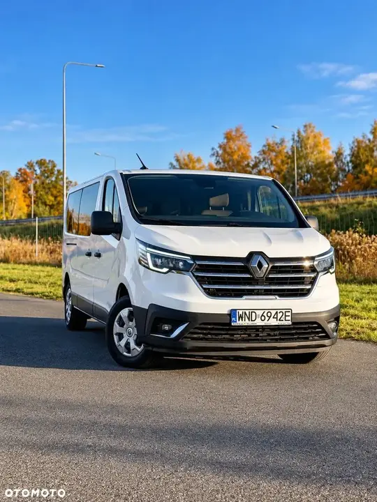 Renault Trafic 2022 photo 3