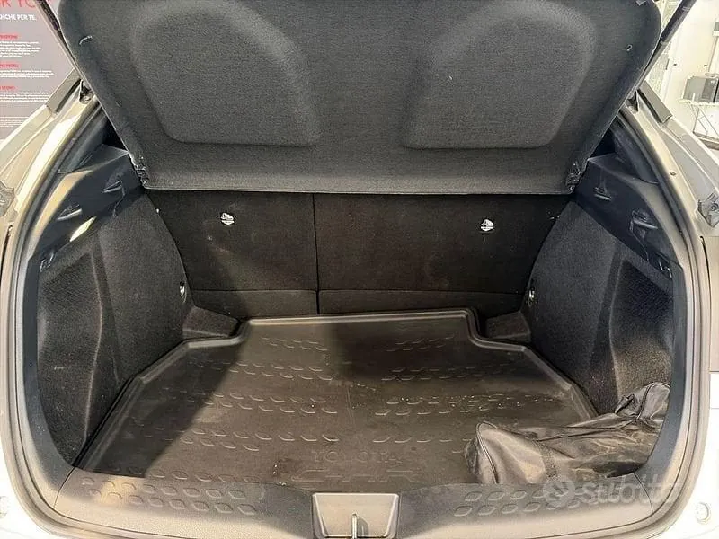 Toyota C-Hr 2023 photo 5
