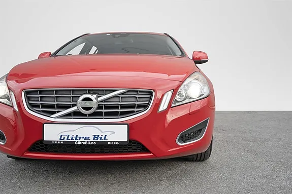 Volvo V60 2013 photo 4