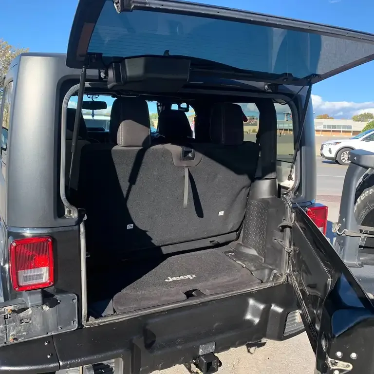 Jeep Wrangler 2015 photo 4