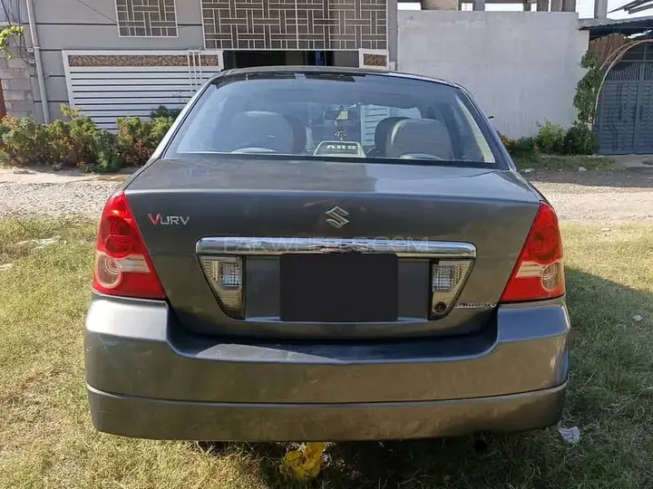 Suzuki Liana