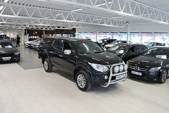 Mitsubishi L200 2016 photo 3