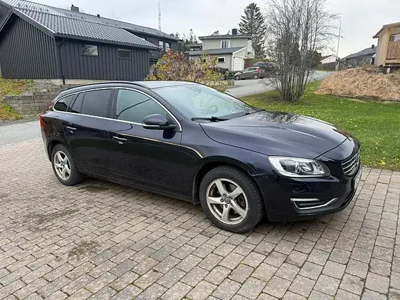 Volvo V60 2016 photo 2