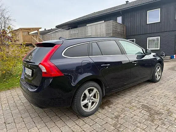 Volvo V60 2016 photo 4