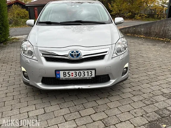 Toyota Auris 2011 photo 3
