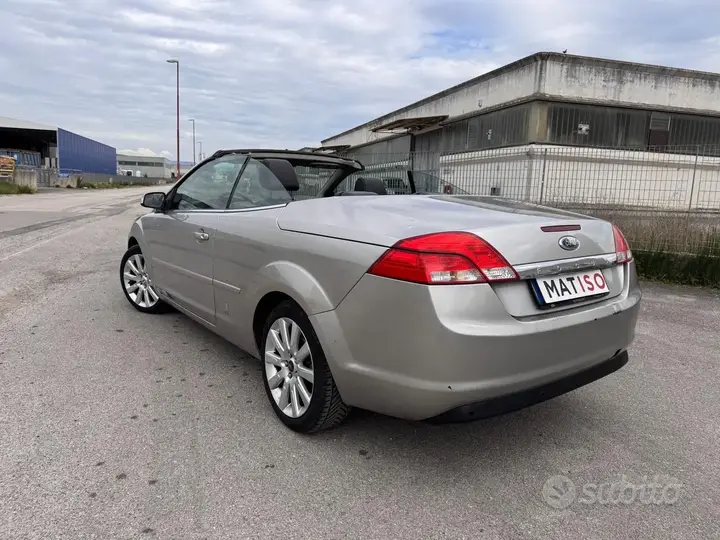 Ford Focus 2010 photo 5
