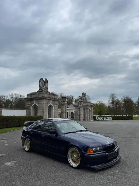 BMW 3Er-Reihe 320I 1995 photo 2