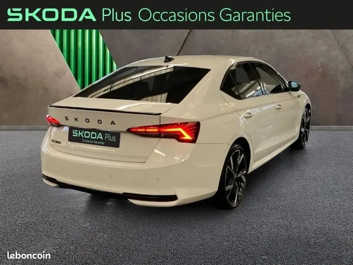 Skoda Octavia 2025 photo 3