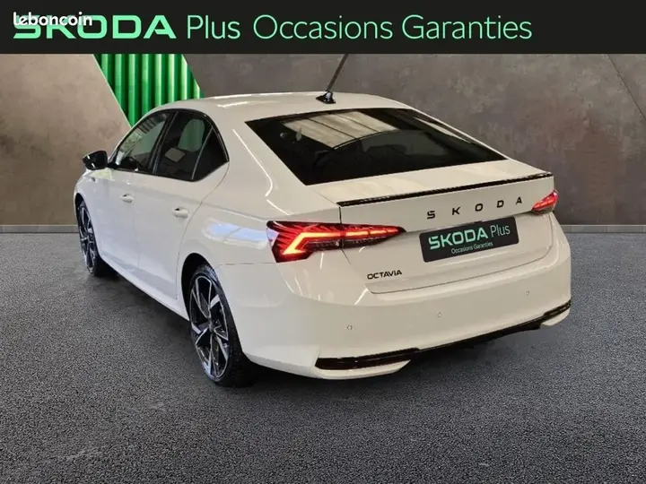 Skoda Octavia 2025 photo 4