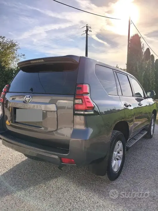 Toyota Land Cruiser 2022 photo 5
