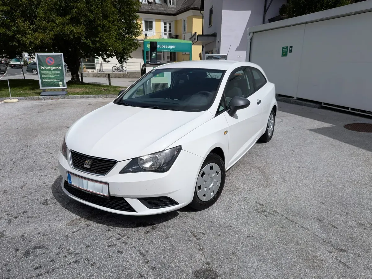 Seat Ibiza 2012 photo 2