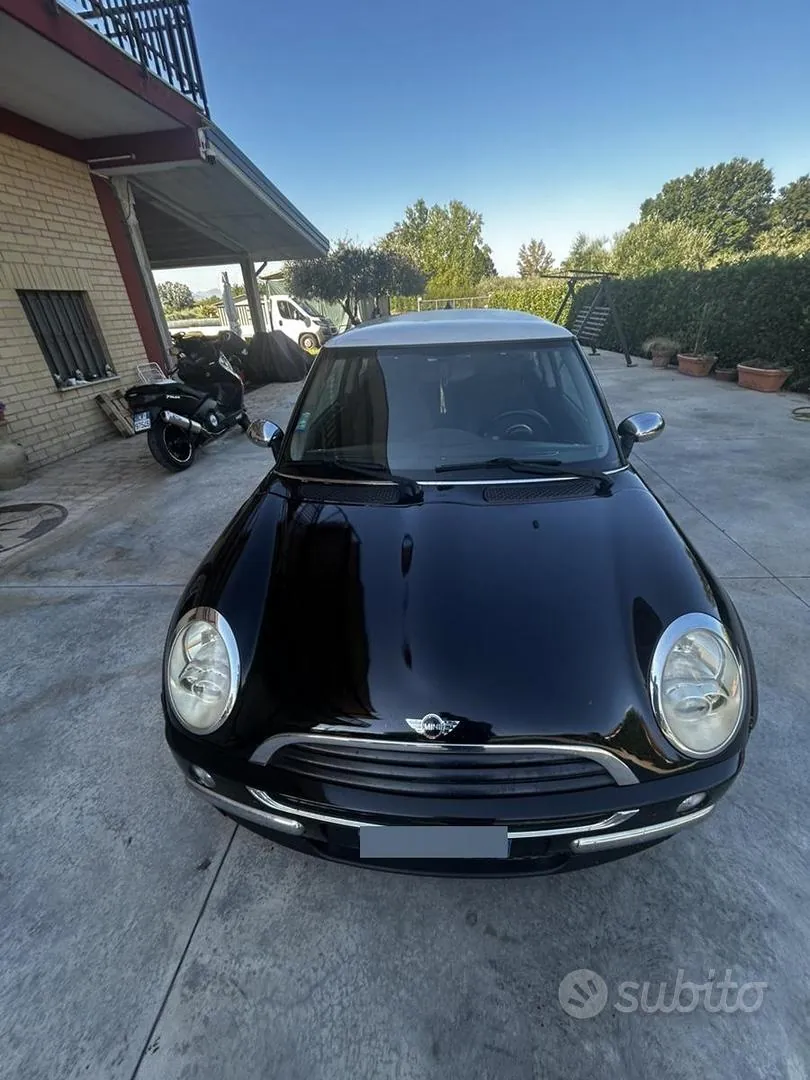 Mini Mini Cooper One D R50 2005 photo 5