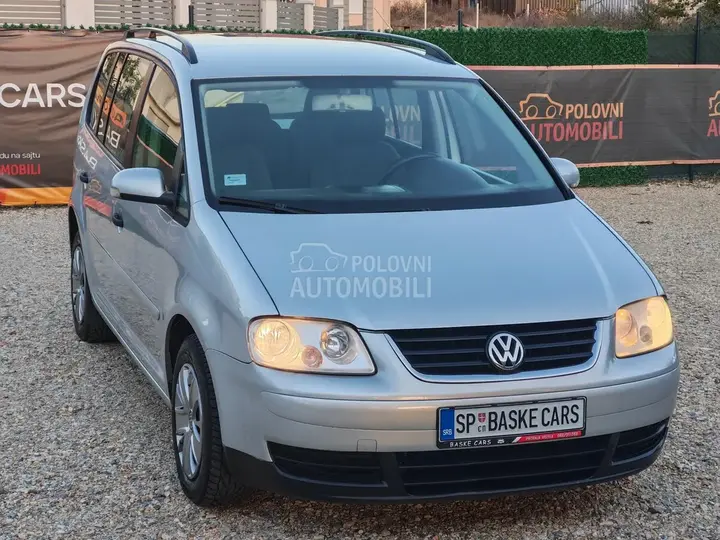 Volkswagen Touran 2006 photo 3