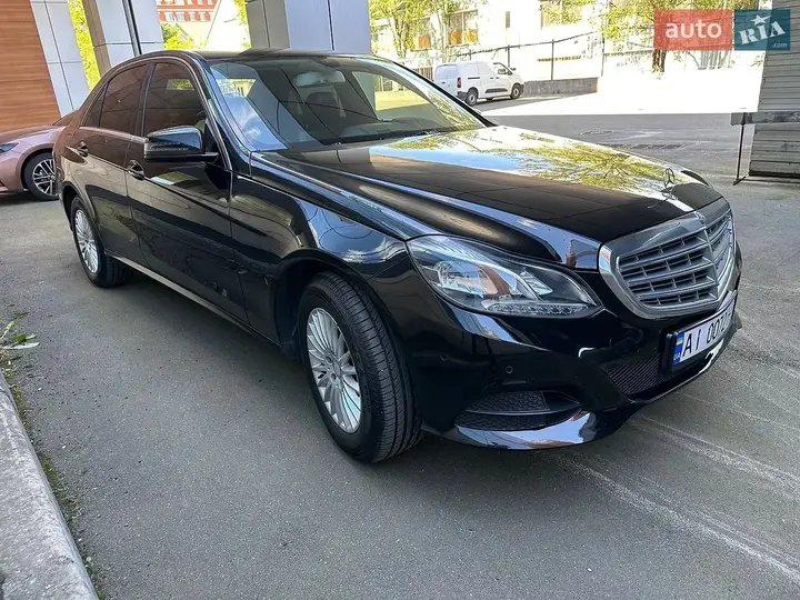Mercedes-Benz E-Class 2015 photo 4