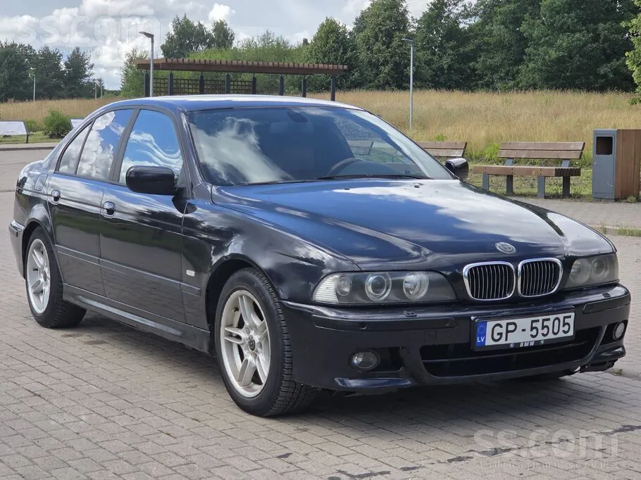 BMW E39 2003 photo 3