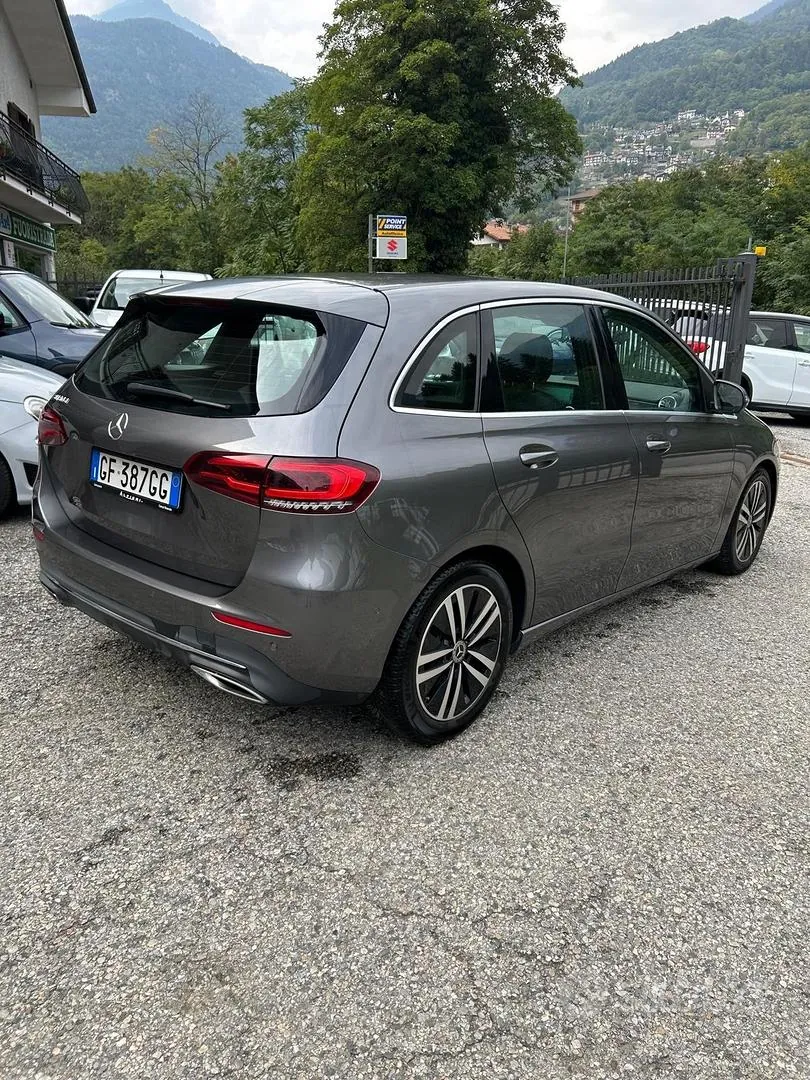 Mercedes-Benz B 180 2021 photo 4