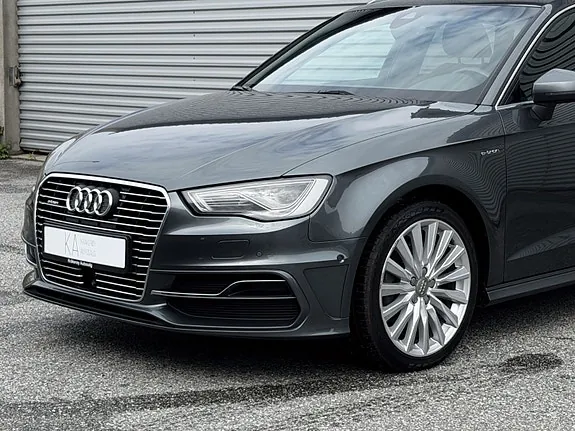 Audi A3 2015 photo 5