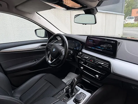 BMW 530E 2022 photo 4