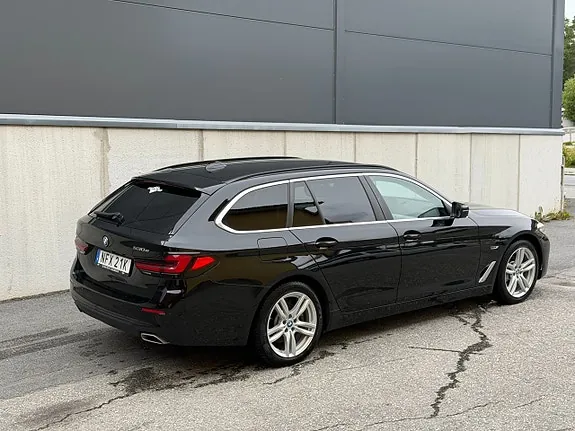 BMW 530E 2022 photo 3