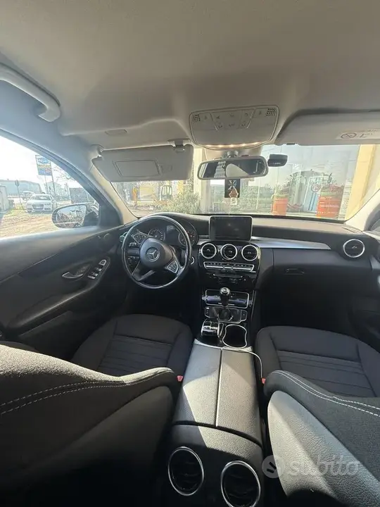 Mercedes-Benz C 220 2016 photo 5