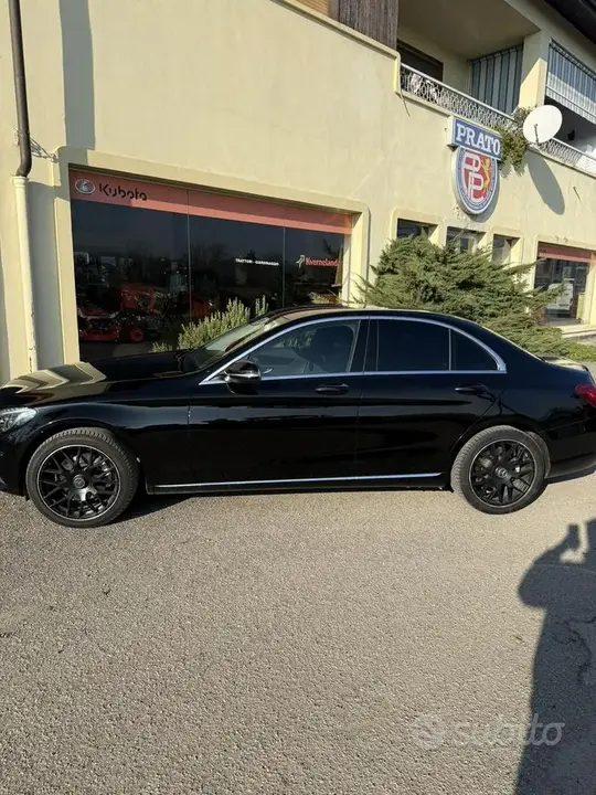 Mercedes-Benz C 220 2016 photo 2