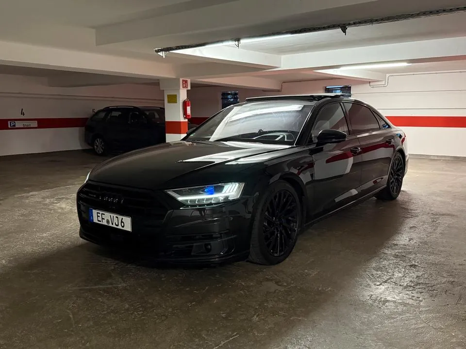 Audi A8L