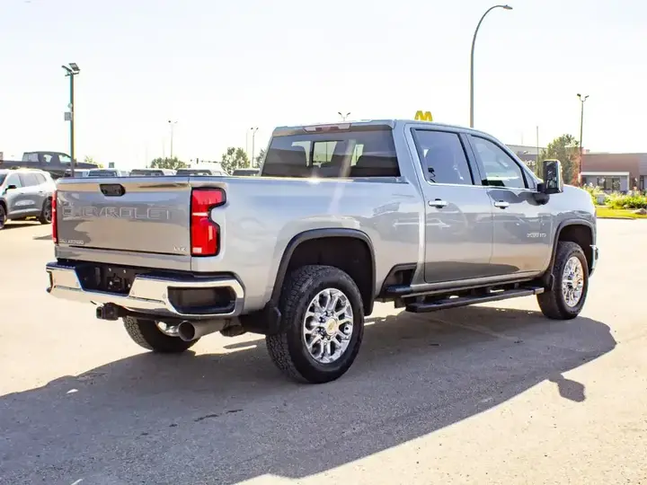 Chevrolet Silverado 3500 2024 photo 4