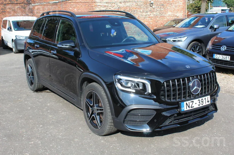 Mercedes-Benz Glb