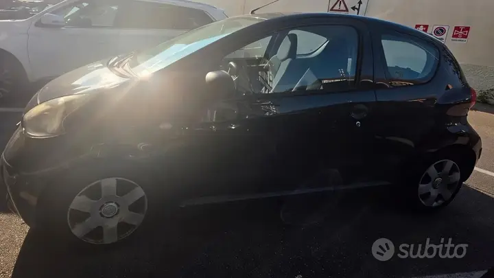 Toyota Aygo 2007 photo 2