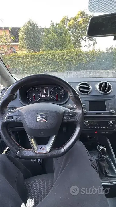 Seat Ibiza 2017 photo 5