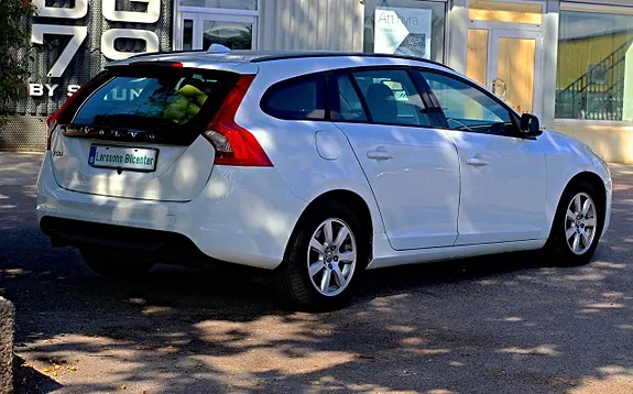 Volvo V60 2012 photo 5