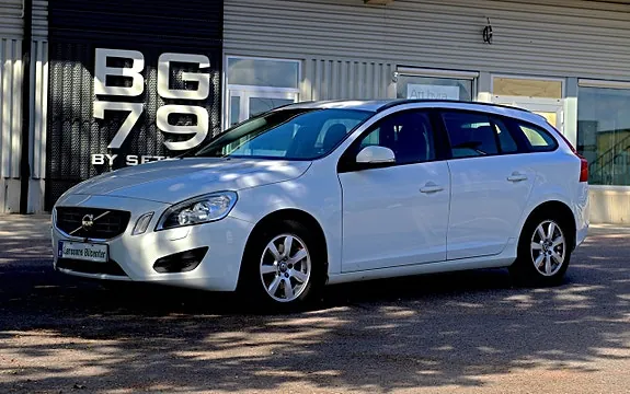 Volvo V60 2012 photo 4