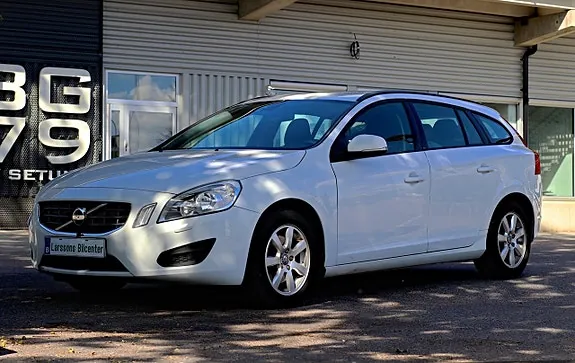 Volvo V60 2012 photo 2