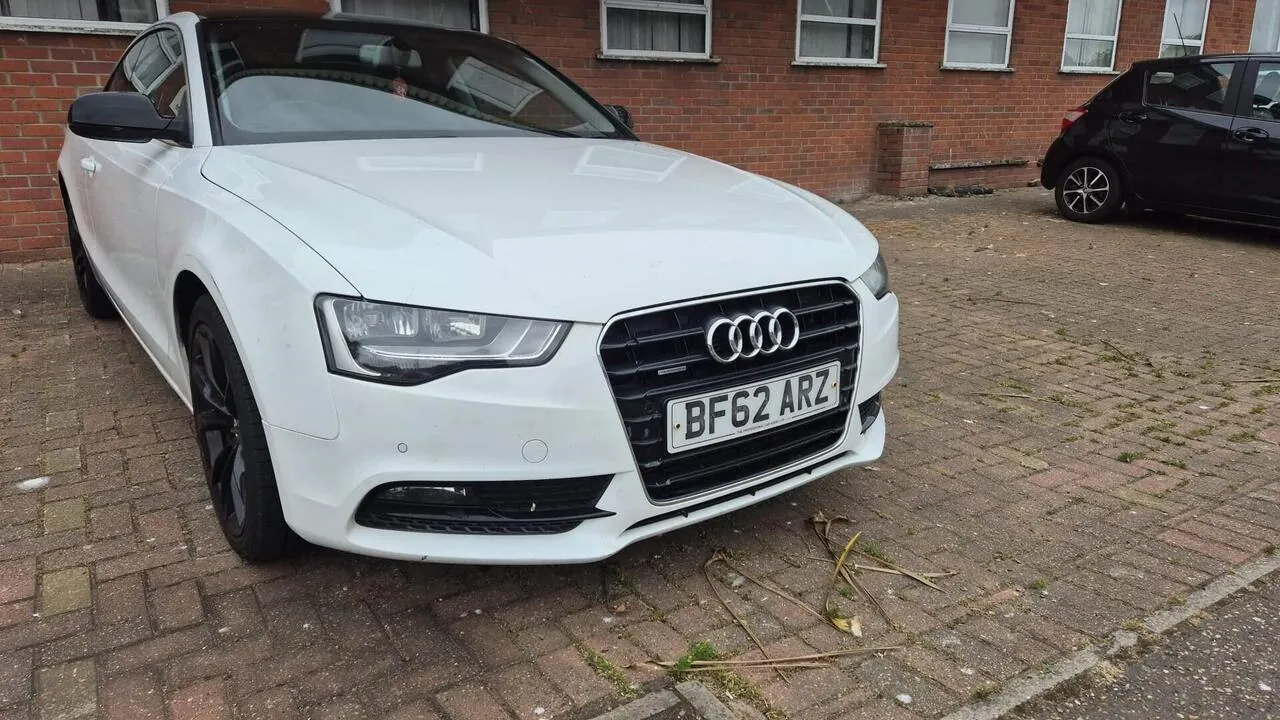 Audi A5 2012 photo 5