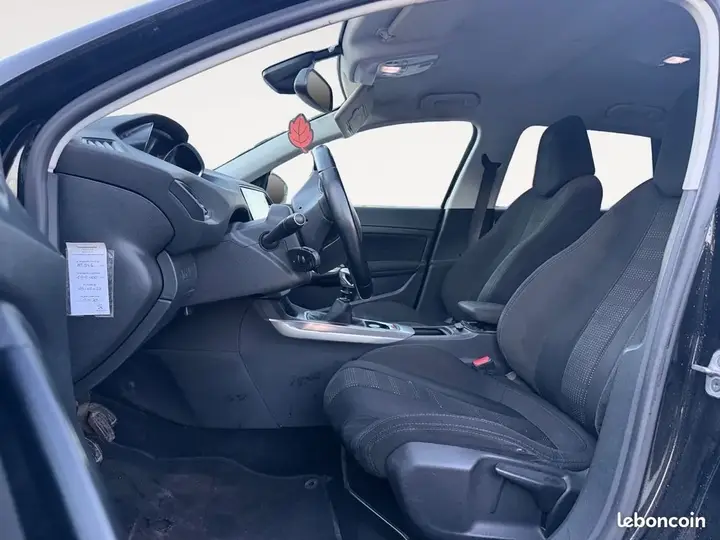 Peugeot 308 2016 photo 2