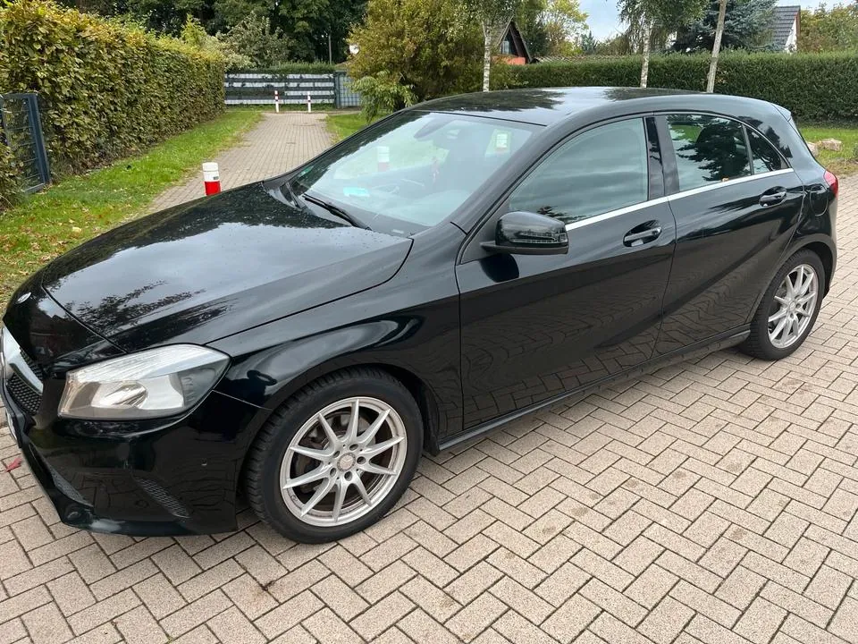 Mercedes-Benz A 180