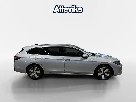 Volkswagen Passat 2025 photo 2
