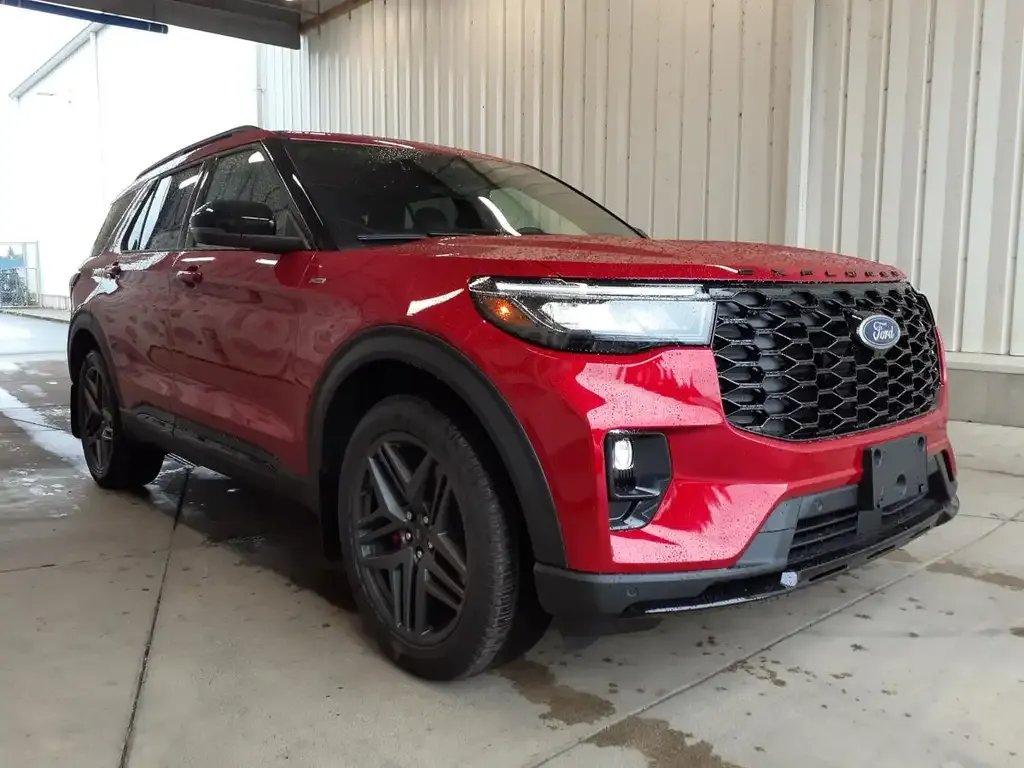 Ford Explorer 2026 photo 4