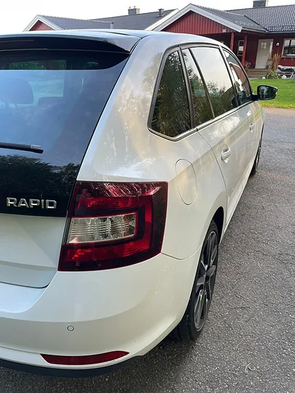 Skoda Rapid Spaceback 2017 photo 5