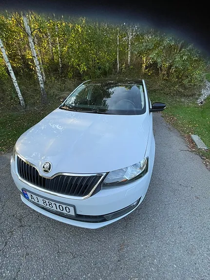 Skoda Rapid Spaceback 2017 photo 4