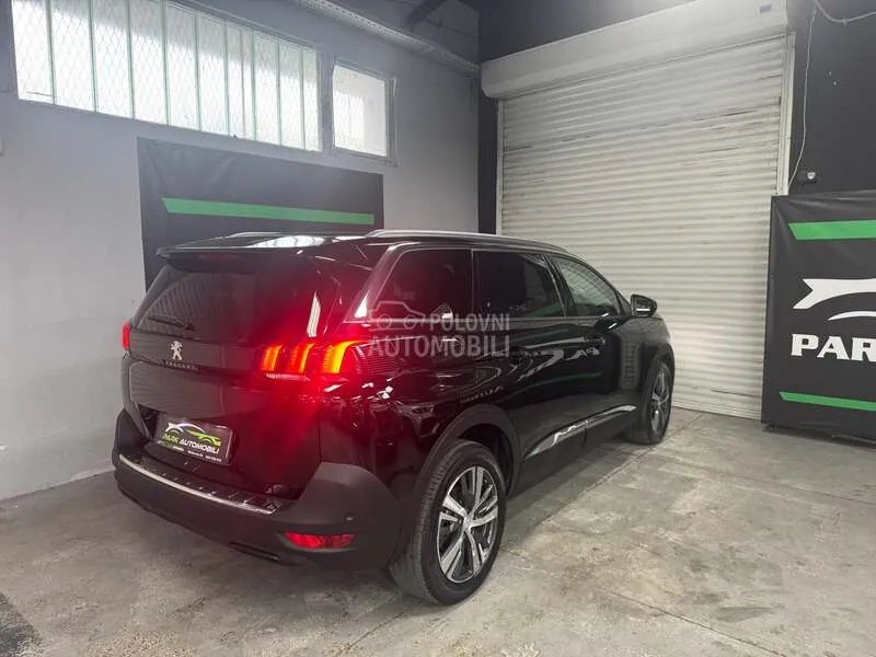 Peugeot 5008 2021 photo 4