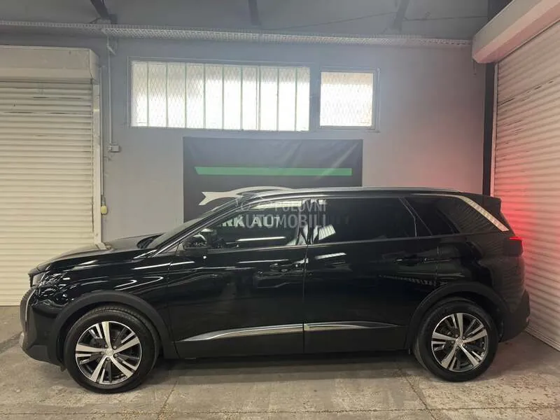 Peugeot 5008 2021 photo 3