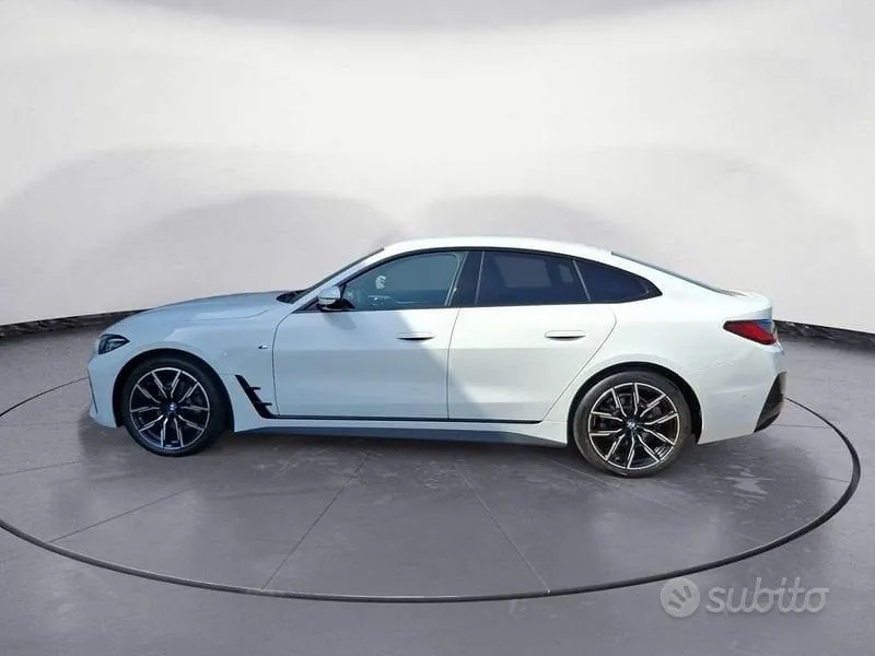 BMW 4 Series 2025 photo 2