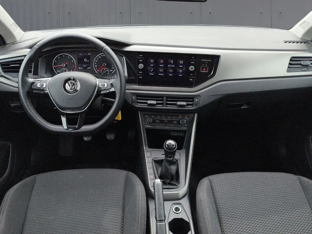 Volkswagen Polo 2017 photo 3